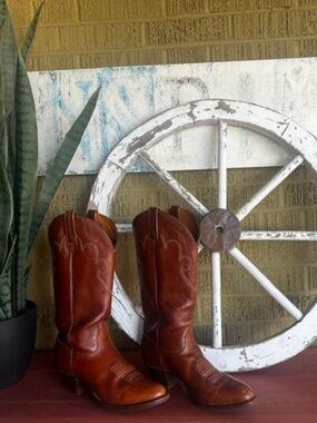 Women's Vintage Western  - J Chisholm - Brown Leather Cowboy Boots 8M